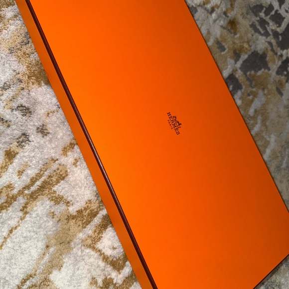 Hermes Brand New Cavalier en Formes shawl 140 - Picture 5 of 6